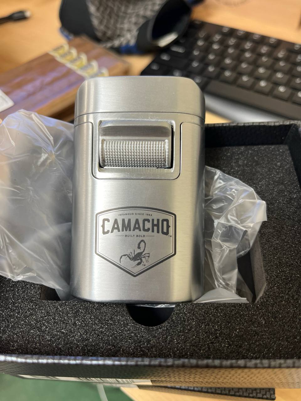 Camacho Table Lighter