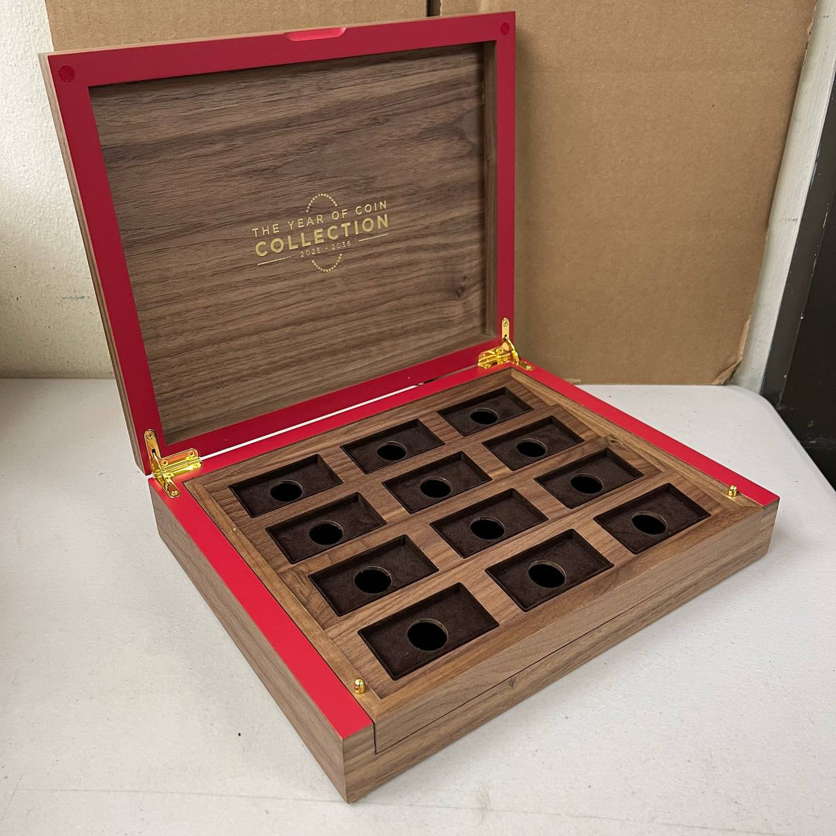 Davidoff Year Of The Coin Collector Box